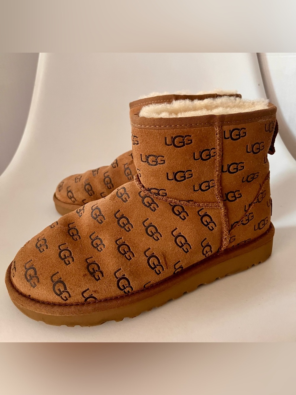 UGG Classic Mini II Logo Print Chestnut Sheepskin Boots Women's US 6 EU 37